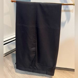 Berle - Wool/Poly Tropical Dress Pant - size 38. NWT